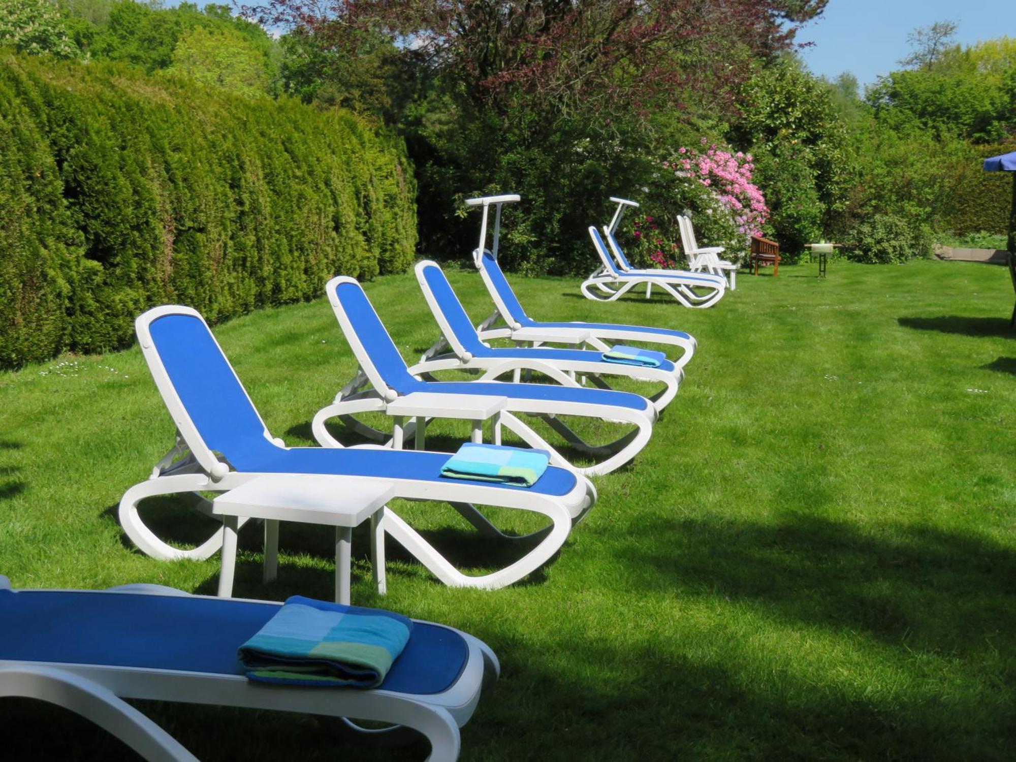 Hotel Zum Rosenteich 바트즈위스케나흔 외부 사진