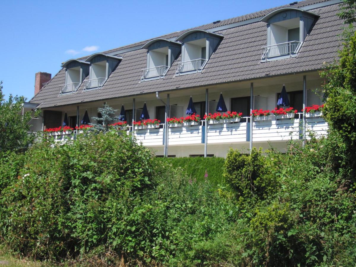 Hotel Zum Rosenteich 바트즈위스케나흔 외부 사진